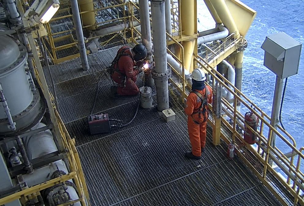 Offshore hot work monitored by AI